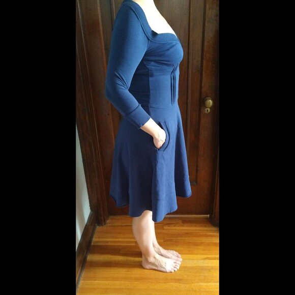 Fornarina Blue 3/4 Sleeve Dress w/ Pockets NWOT - Picture 2 of 6